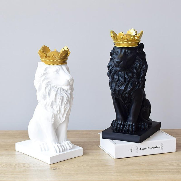 Hues of Glory Lion Statue